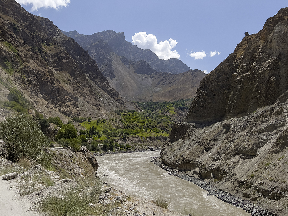 Pamir Highway JeepTour 